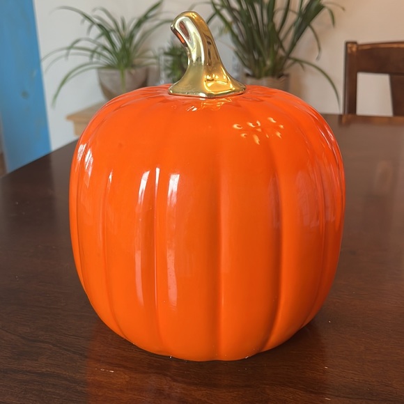 Fall decor pumpkin and sweater weather canvas (9 x 9). NWOT. - Picture 4 of 4